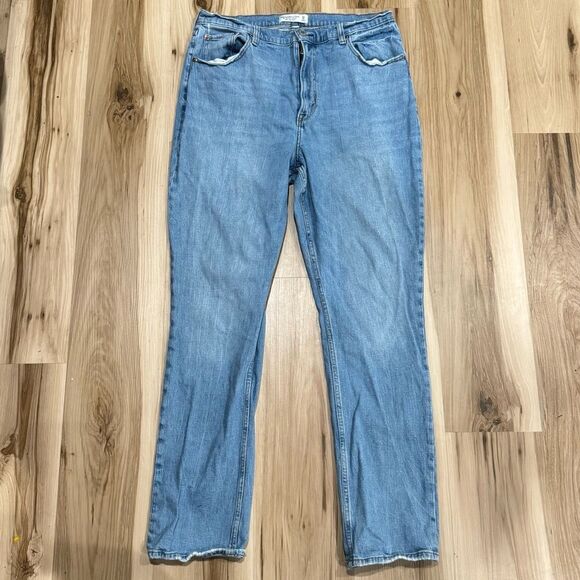 Abercrombie and Fitch 90’s Slim Straight Ultra High Rise Jeans Women’s 33/16 - Picture 1 of 3